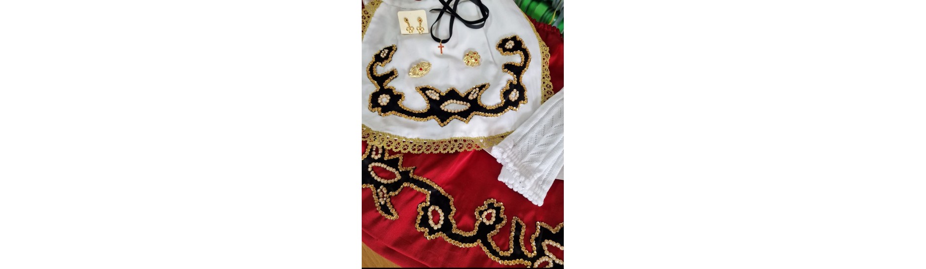 TRAJE DE CARTAGENERA